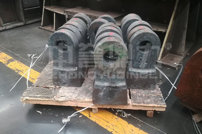 重錘破碎機如何換錘頭?