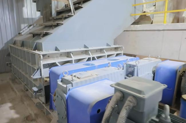 雙齒輥破碎機(jī)