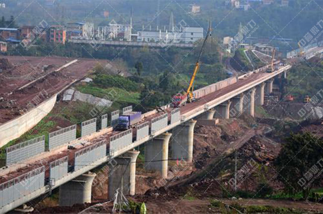 ���F���O