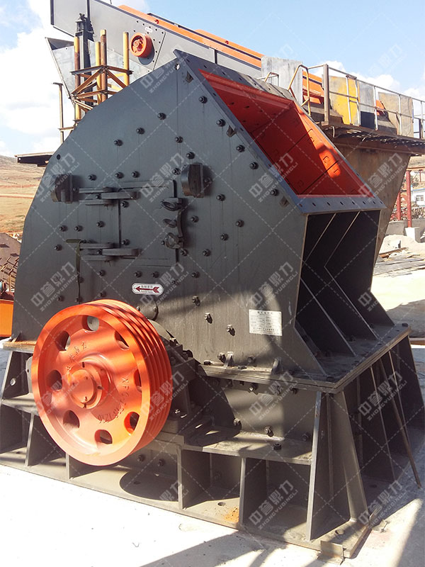 臺時產量在1000單段錘式破碎機