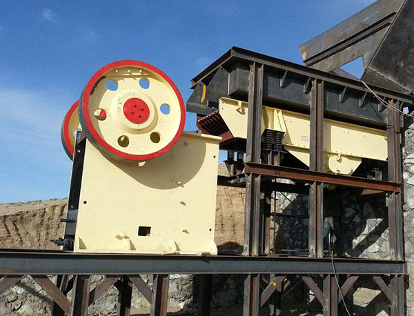 顎式粉碎機(jī)