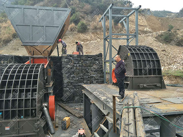 砂石骨料生產線中料倉的設計