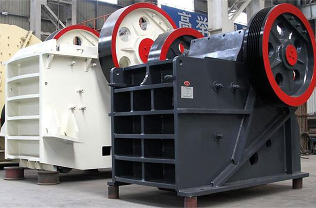 69顎式破碎機(jī) 69顎式破碎機(jī)