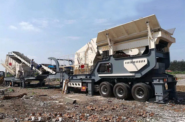 大型環保移動式礦山破碎機
